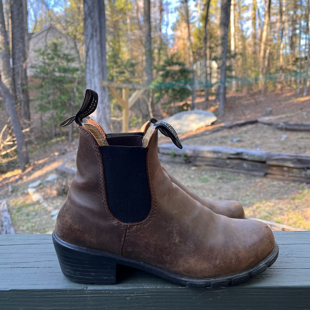 Blunstone Chelsea boot with heel